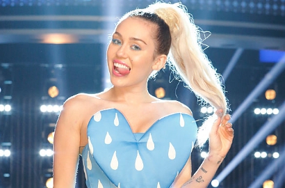 Wah, Miley Cyrus Dipilih Gantikan Christina Aguilera Jadi Coach 'The Voice'