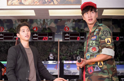 Cieee, Lee Kwang Soo Pakai Baju 'Aku Dekat dengan Song Joong Ki'