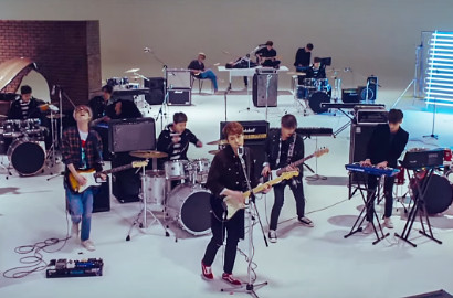 Junhyuk Hengkang, DAY6 Siap Move On di MV 'Letting Go'