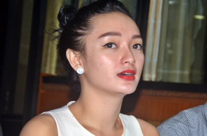 Zaskia Gotik Tulis Surat Maaf untuk Presiden Jokowi Gara-Gara Kasus 'Bebek Nungging'