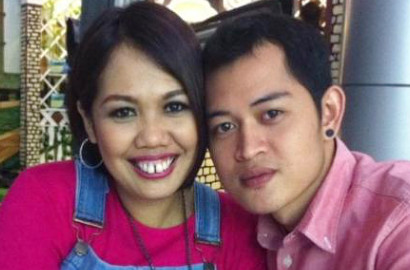 Anak Berulah, Ibunda Rezky Aditya KW Nangis Minta Maaf ke Ely Sugigi