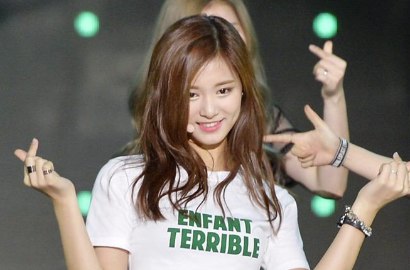 Foto Polos di Majalah, Netter Tak Kuasa Akui Kecantikan Tzuyu Twice