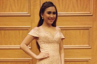 Pakai Daster dan Tanpa Riasan, Ayu Ting Ting Malah Dipuji Netter