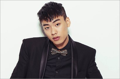 Terungkap, Iron 'Show Me The Money' Rapper yang Kepergok Merokok Marijuana