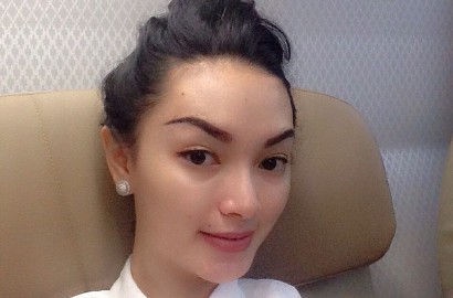 Zaskia Gotik Siap Penuhi Permintaan Ki Kusumo Cium Bendera Merah Putih