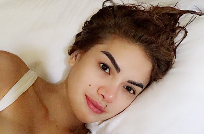 Nikita Mirzani Pamer Belahan Dada, Komentar Netter Salah Fokus Bikin Ngakak