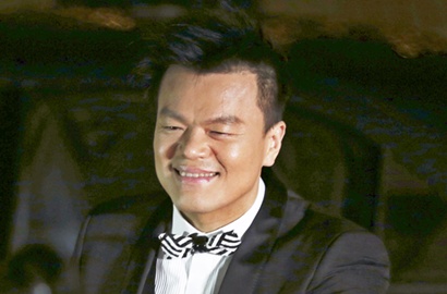 Wow, Bos JYP Bakal Jadi CEO Pertama yang Muncul di 'Weekly Idol'?