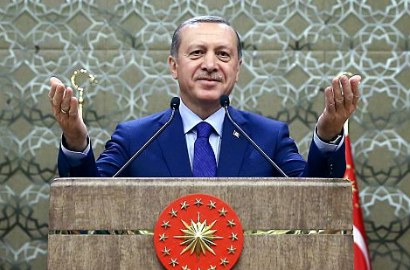 Geger, Puluhan Jomblowan di Turki Demo 'Minta Jodoh' ke Presiden Erdogan