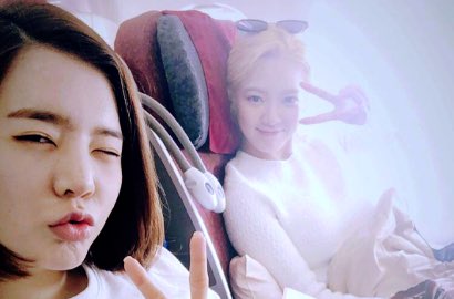 Sebelum Balik ke Korea, Hyoyeon Pamer Pose Seksi Sama Sunny di Bali