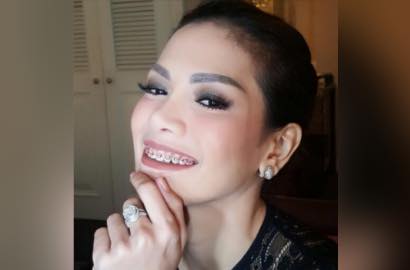 Setelah 'Goda' Glenn Fredly, Nikita Mirzani Dipangku Baim Wong