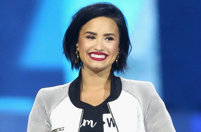 Tulis Lagu Lagi, Demi Lovato Siapkan Album Baru?