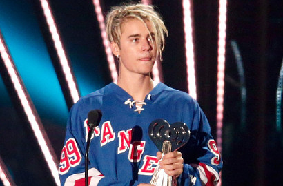Beredar Foto Justin Bieber Dicekik Post Malone Usai Insiden Rokok
