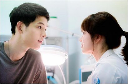Tetap Tayang Meski Pemilu, Rating 'Descendants of the Sun' Meroket Lagi