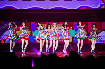 Tiba di Jakarta, SNSD Tebar Senyum Super Manis ke SONE Indonesia