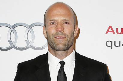 Dikabarkan Membintangi 'The Meg', Jason Statham Bakal Melawan Hiu Raksasa
