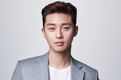 Bantah Cedera Gara-Gara Syuting Drama, Park Seo Joon Mulai Membaik