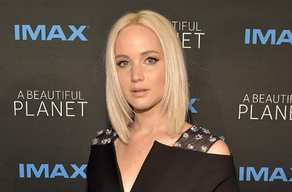 Tertarik Luar Angkasa, Jennifer Lawrence Jadi Narator 'A Beautiful Planet'