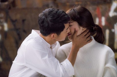 Berapa Kali Song Couple Syuting Adegan Ciuman di 'Descendants of the Sun'?
