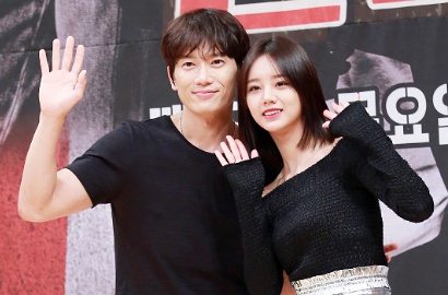 Beda Belasan Tahun, Ji Sung-Hyeri Pamer Chemistry di Pemotretan Majalah