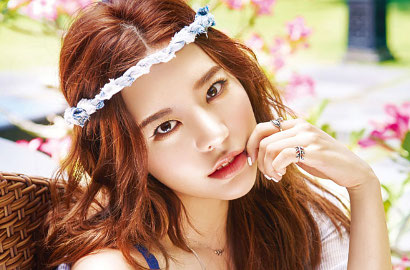 Wow, Seksinya Pemotretan Sunny SNSD Pakai Bikini di Bali
