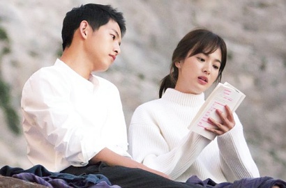 Cieee, Hye Kyo Sebut Joong Ki Pemeran Utama yang Sempurna di 'Descendants'