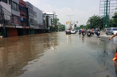 Jakarta Dikepung Banjir, Ahok Sebut Hujan Deras Akan Ada Sepanjang Tahun