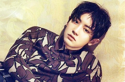 Biasa Tampil Sporty, Chanyeol EXO Pose Cool di Majalah Allure