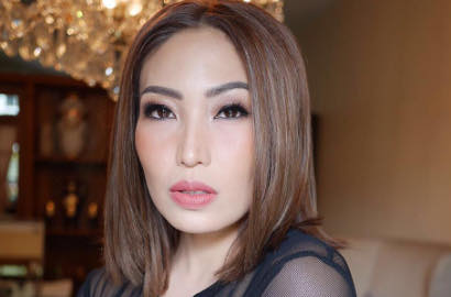Ayu Dewi Pamer Hebohnya Wawancarai Dua Bintang 'Captain America: Civil War'