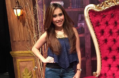 Usai Irene Red Velvet, Ayu Ting Ting Tiru Gaya Dara 2NE1?