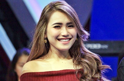 Baper Karena Sering Dibully Netter, Ayu Ting Ting Curhat di Instagram
