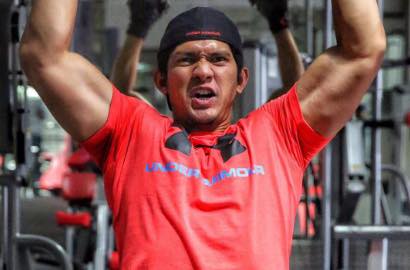 Toilet, Tempat Iko Uwais Cari Inspirasi Untuk Gerakan Silat di Film