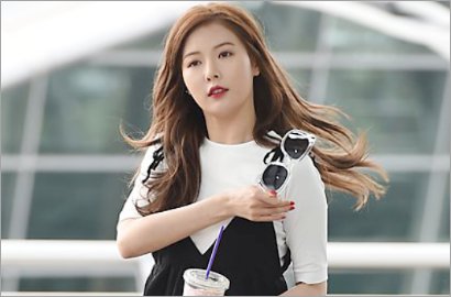 Berangkat ke Bali, Wajah Tembem HyunA 4Minute Dicurigai Netter Hasil Botox