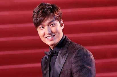 Komentari Fans Cewek Gunduli Kepala,  Lee Min Ho Bocorkan Soal Wamil