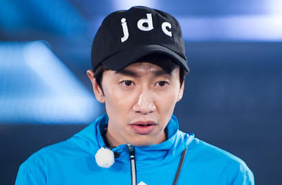 Lee Kwang Soo Pakai Seragam Tentara, 'Running Man' Bakal Parodikan 'Descendants'?