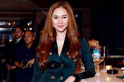 Aura Kasih Syuting Naik Motor Gede, Buat Sinetron 'Asisten Rumah Tangga'?