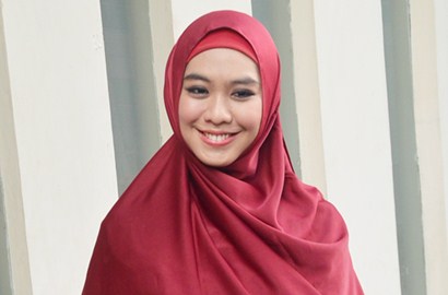 Meski Tuai Kontroversi, Oki Setiana Dewi Tidak Menyerah Berdakwah