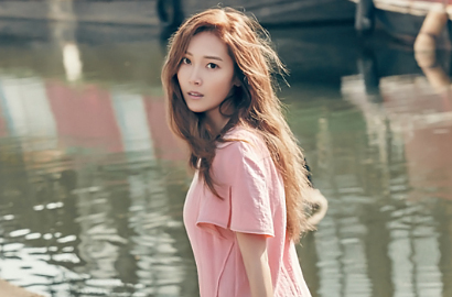 Pamer Foto Bareng Dancer, Jessica Jung Bakal Debut Solo dengan Lagu Upbeat?