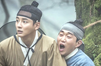 'Witch Exemplar' Goda Fans dengan Bromance Mesra Yoon Shi Yoon-Choi Sung Won