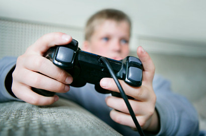 Harap Diperhatikan, Ini Daftar 15 Game Berbahaya untuk Anak Versi Kemendikbud