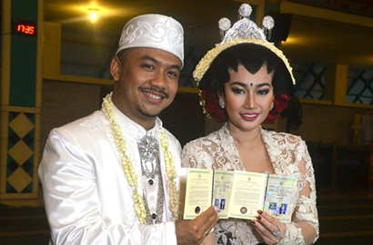 Resmi Lepas Status Janda, Ratu Felisha: Deg-Degan