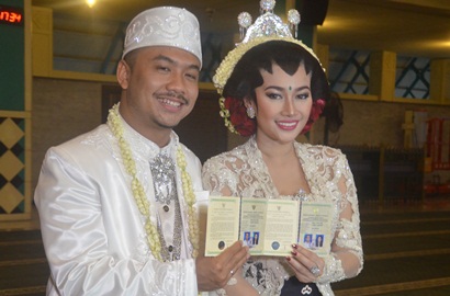 Lupakan Masa Lalu, Suami Ratu Felisha: Dia Luar Biasa