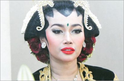 Alami Masalah Kandungan, Ratu Felisha Pilih Bayi Tabung