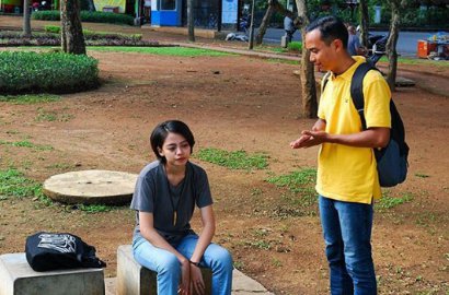 Pamer Foto 3 Gadis Cantik, Sutradara 'Preman Pensiun' Siapkan Sitkom Baru