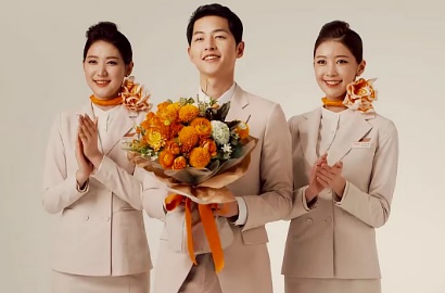 Bintangi Iklan Jeju Air, Song Joong Ki Jadi Pilot Bareng Pramugari Cantik
