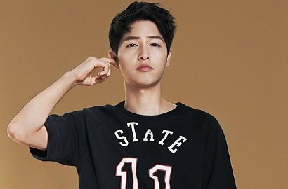 Tiduran Ganteng, Song Joong Ki Bikin Meleleh Hiasi Cover Majalah Tiongkok
