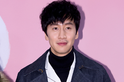 Keren, Lee Kwang Soo Artis Korea Pertama Jadi Stiker Aplikasi Chatting Tiongkok