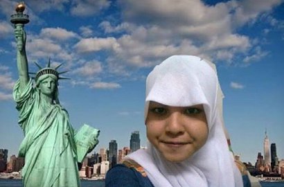 Foto-Foto Kocak Netter Liburan Palsu Keliling Dunia Bikin Ngakak