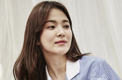 Berhati Mulia, Song Hye Kyo Tak Mau Dibayar Jadi Narator Acara Ini