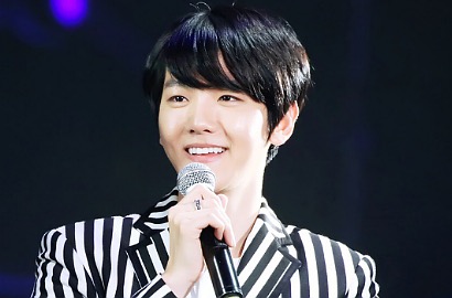 Anti Mainstream, Fans Pasang 2 Iklan Spesial di Koran Buat Ultah Baekhyun