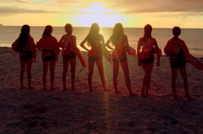 Hyejeong Pamer Perut Seksi, Chanmi Sensual di Foto Terbaru Comeback AOA